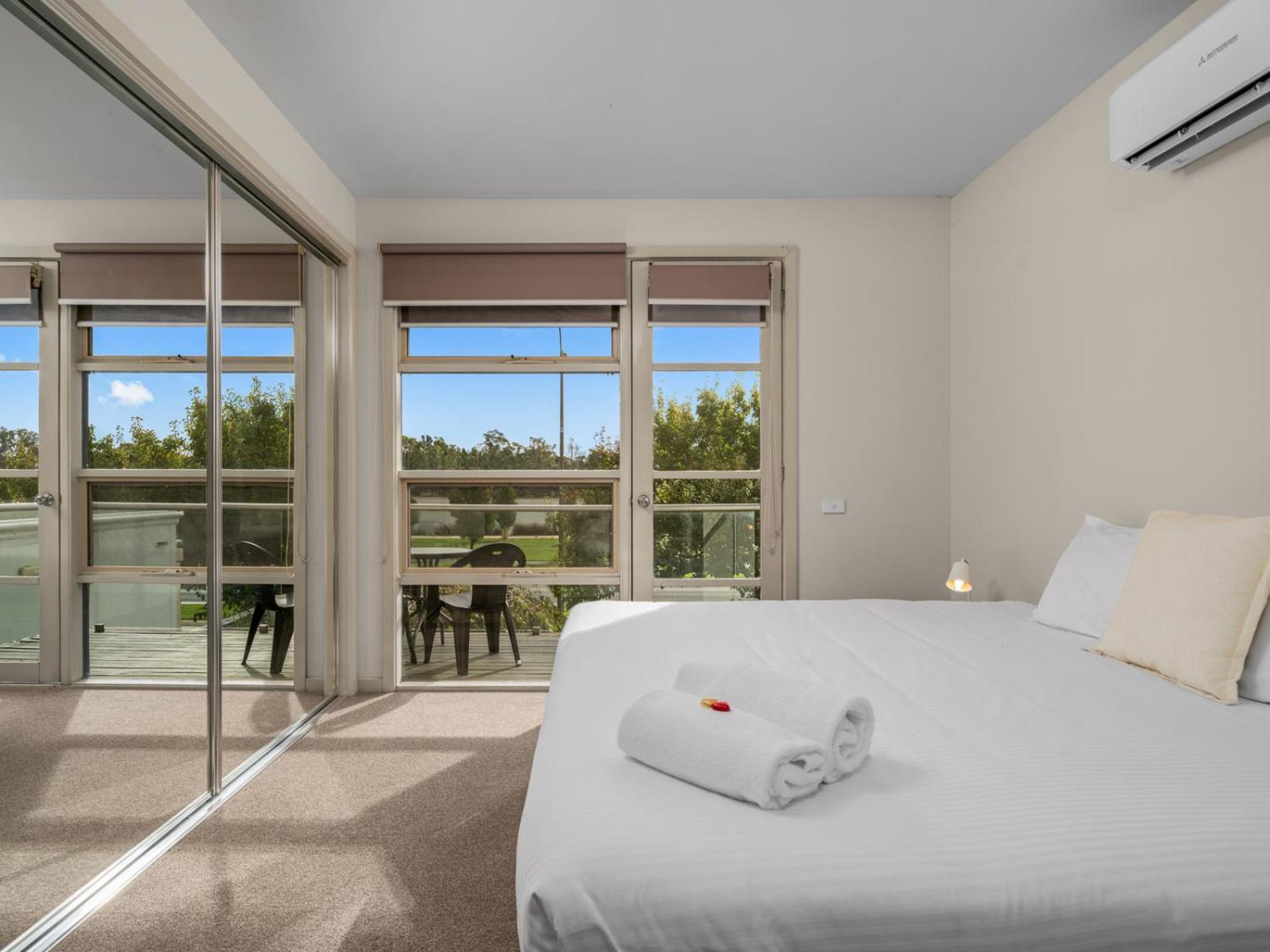 Central Shepparton Apartments Extérieur photo